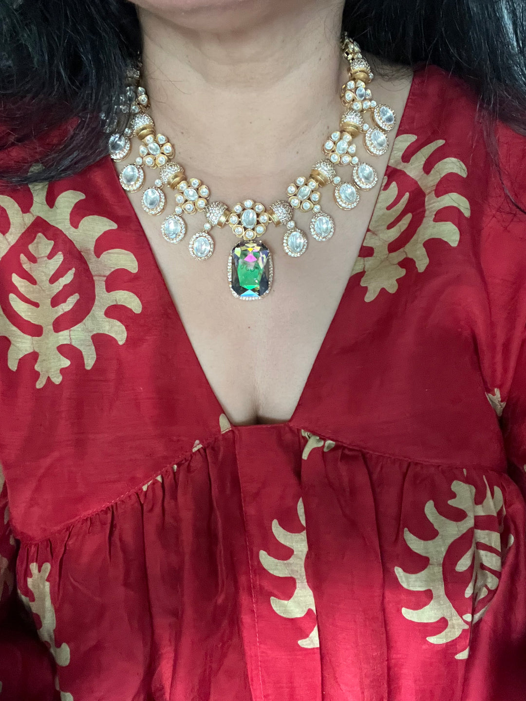 Elegant Kundan Crystal Necklace Set - Unmatched Quality and Style