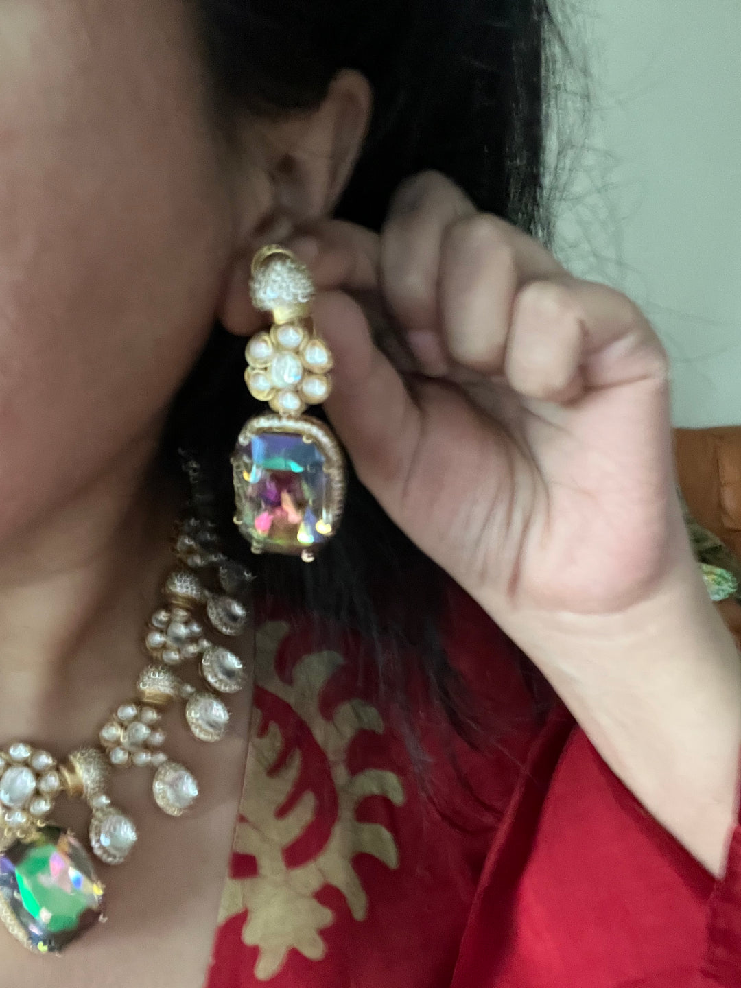 Elegant Kundan Crystal Necklace Set - Unmatched Quality and Style