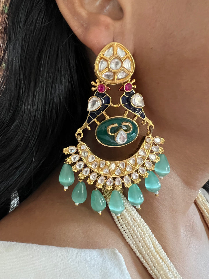 Scintillating Kundan and Jade Pendant Necklace with Earrings