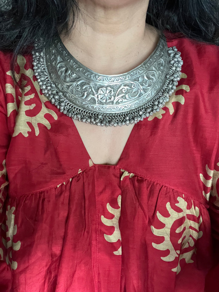 Exquisite Brass Necklace - Premium Quality Craftsmanship