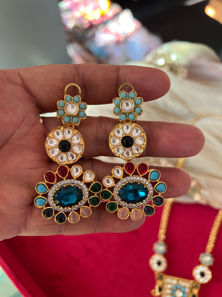 Exquisite Amrapali Fusion Pendant Necklace - Elevate Your Elegance