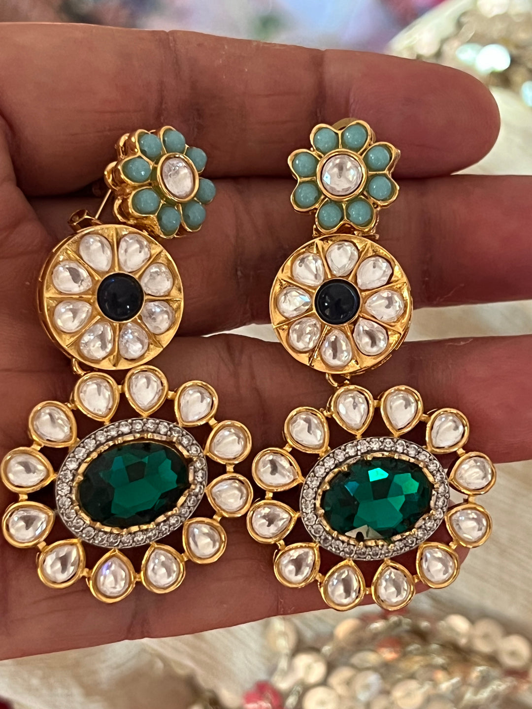 Exquisite Amrapali Fusion Pendant Necklace - Elevate Your Elegance