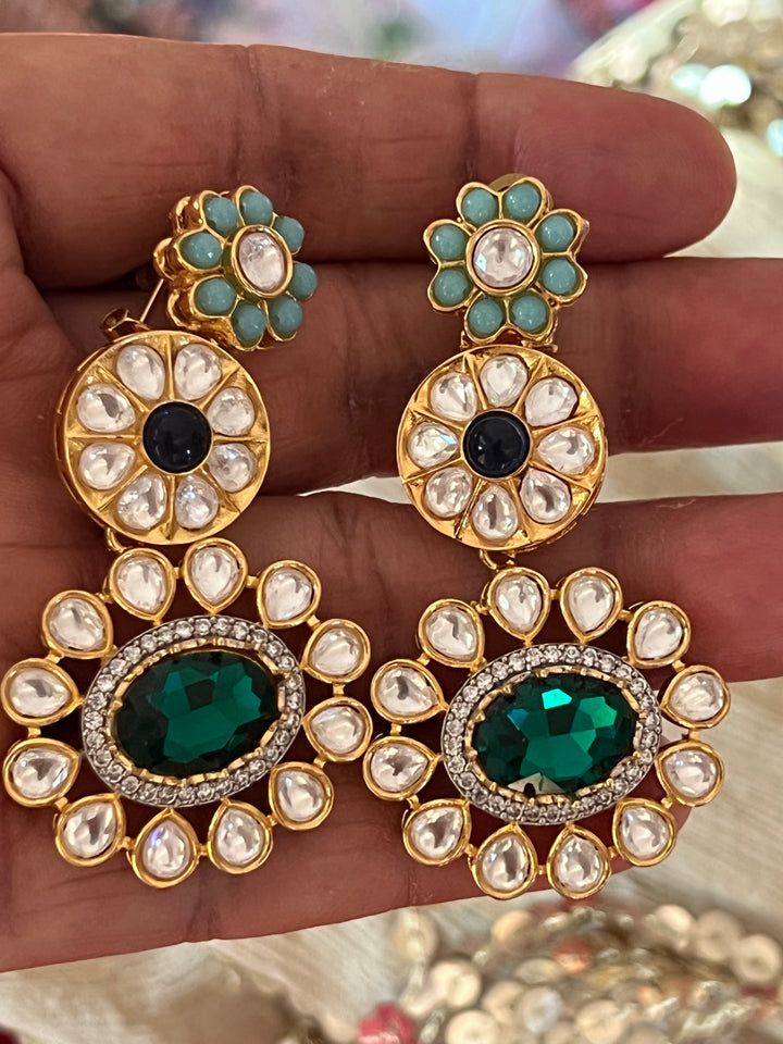 Exquisite Amrapali Fusion Pendant Necklace - Elevate Your Elegance