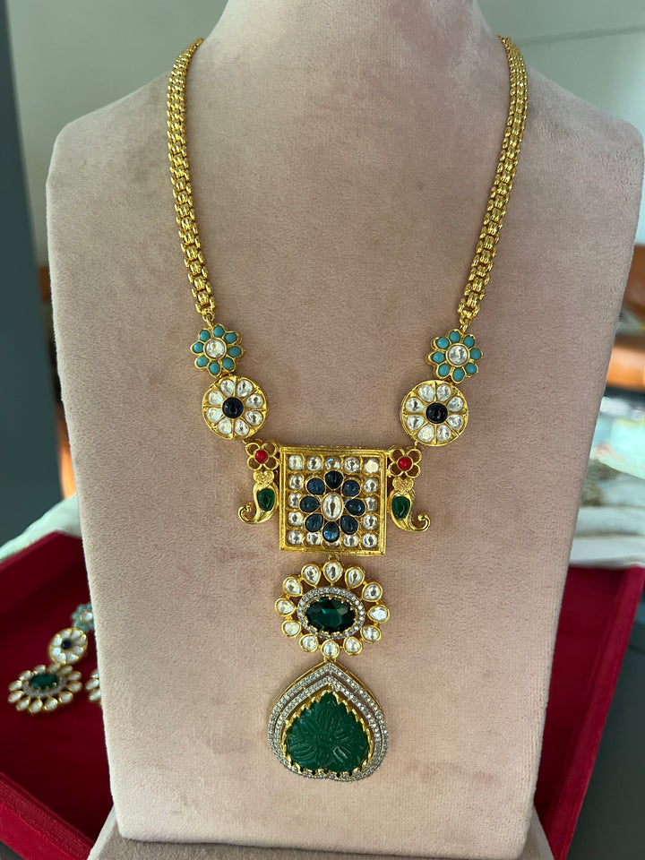 Exquisite Amrapali Fusion Pendant Necklace - Elevate Your Elegance