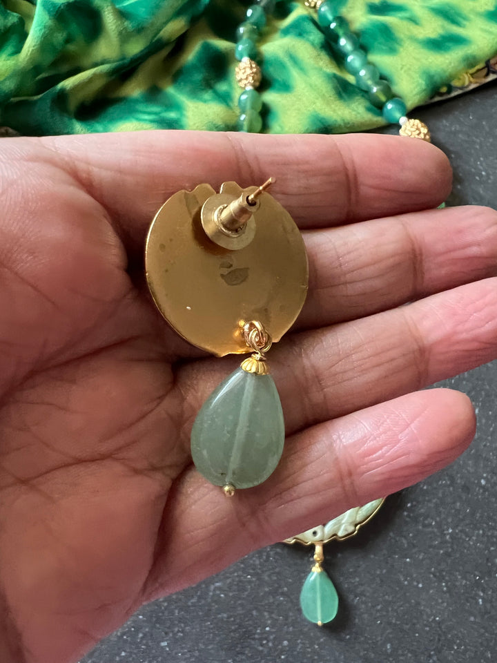 Exquisite Pendant Necklace Set - A Masterpiece of Elegance