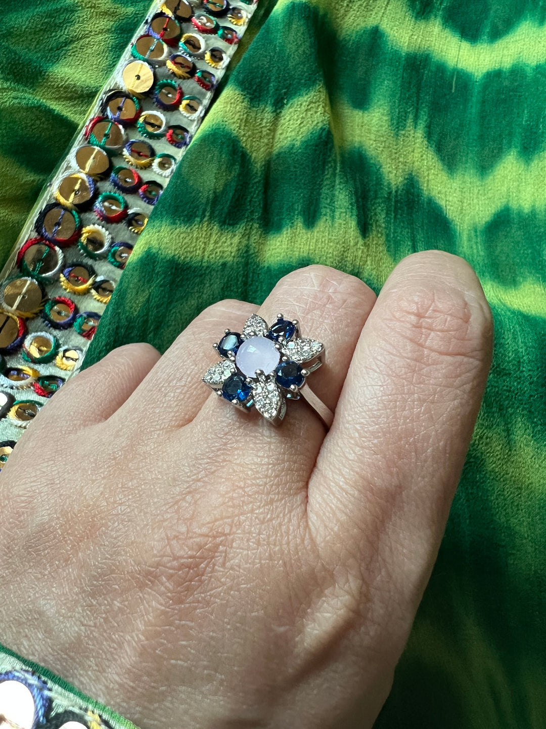 Elegant Ring - A Touch of Timeless Beauty