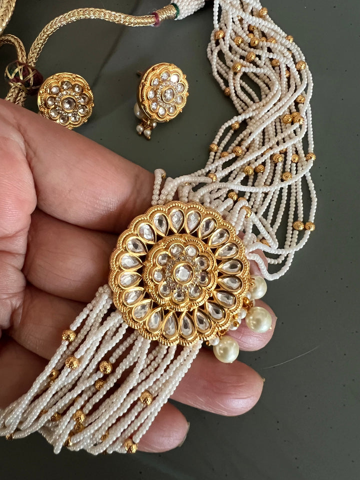 Gold Beaded Pearl Kundan Choker with Studs