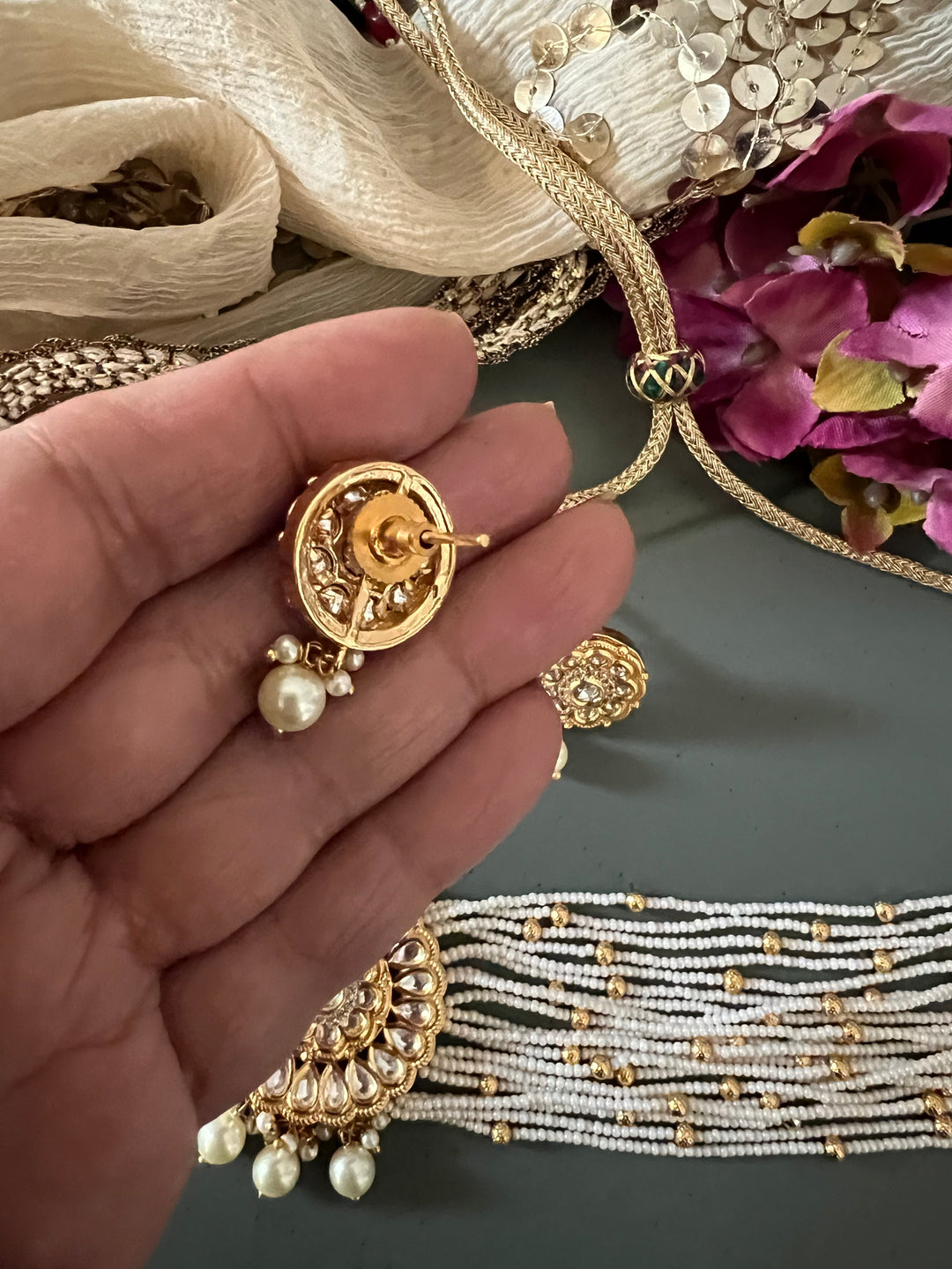 Gold Beaded Pearl Kundan Choker with Studs