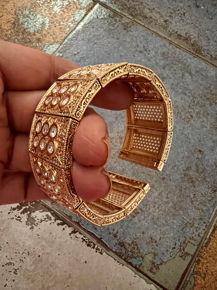 Antique Kundan Stretchable Kada