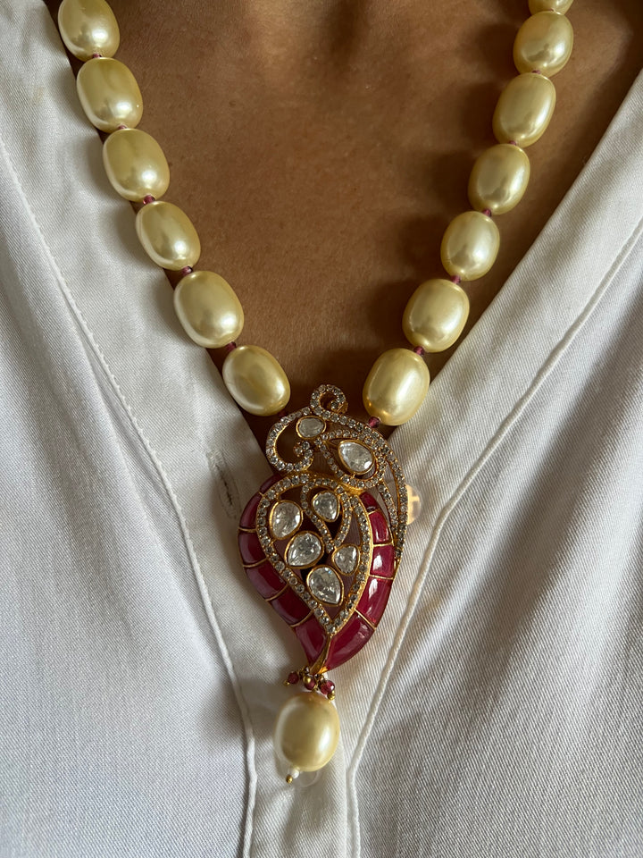 Kundan Necklace with Earrings