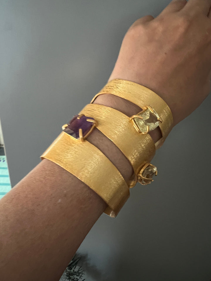 Exquisite Crystal Studded Brass Open Cuff - Unparalleled Quality and Style