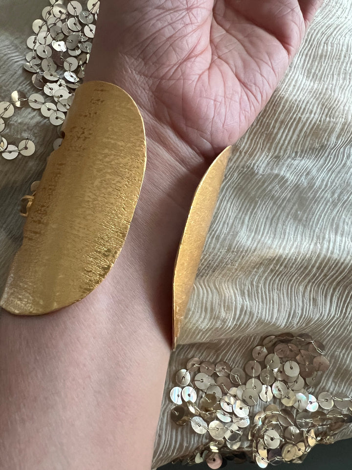 Exquisite Crystal Studded Brass Open Cuff - Unparalleled Quality and Style