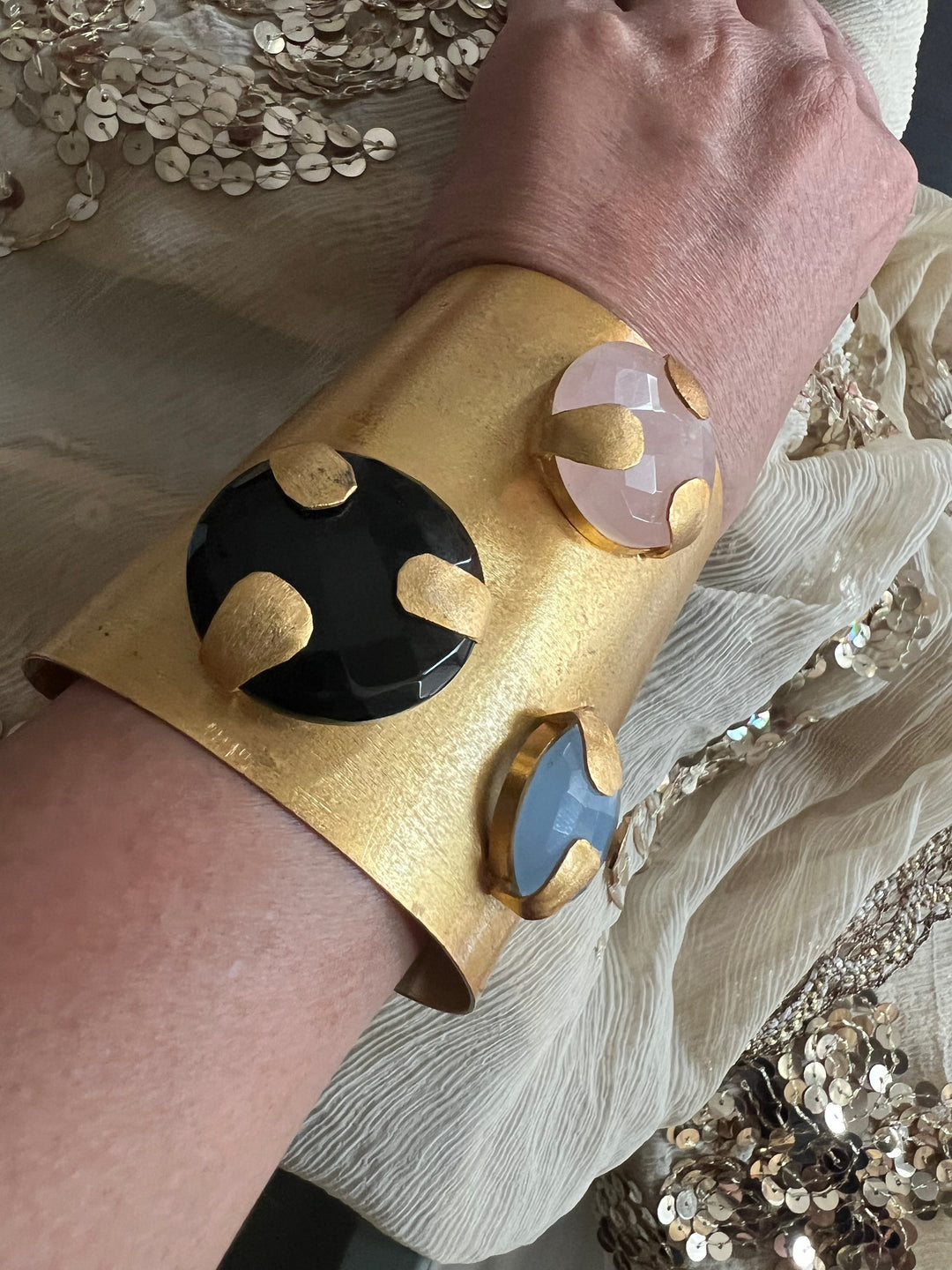 Exquisite Crystal Studded Brass Open Cuff - Unparalleled Quality and Style