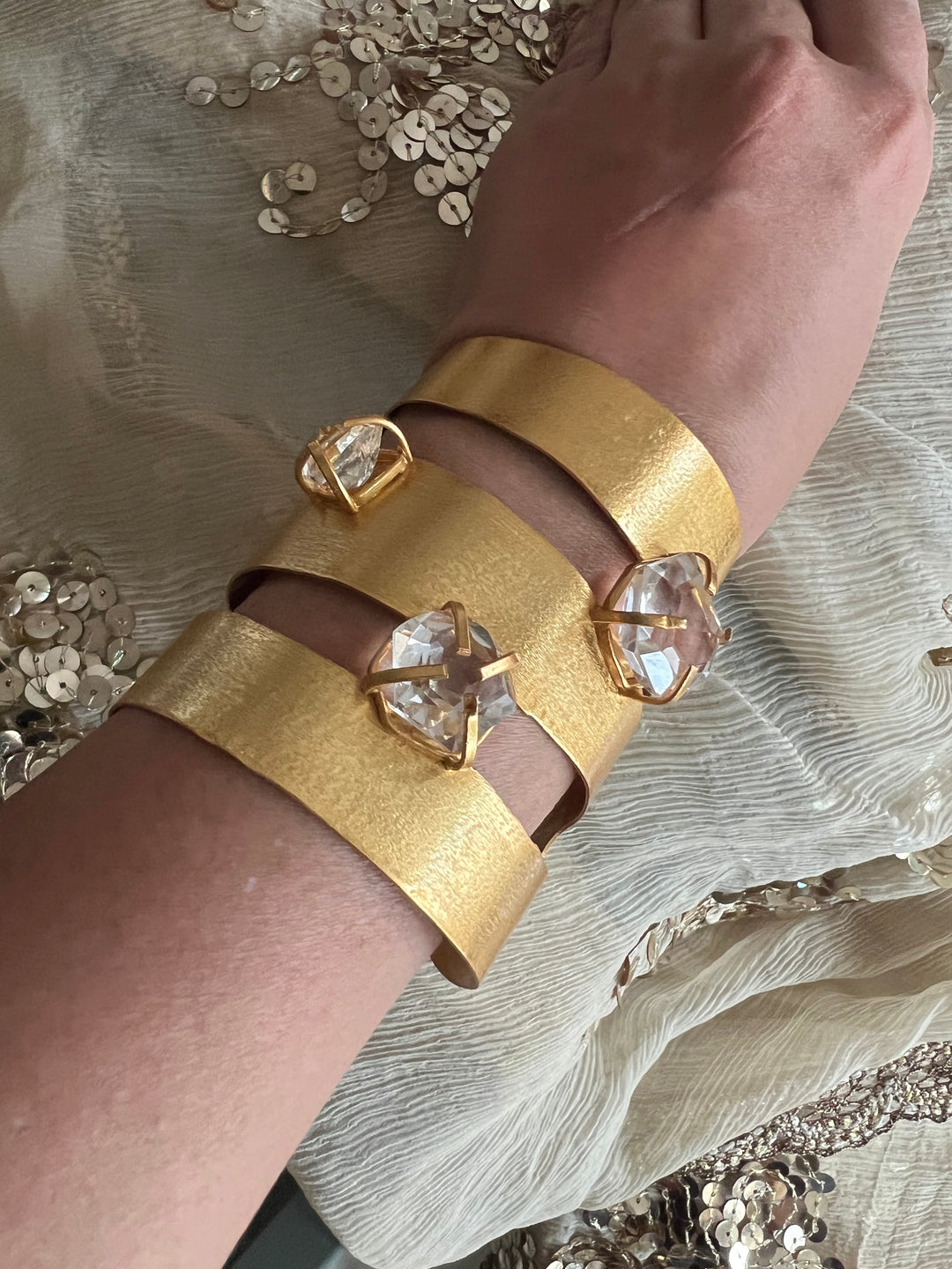 Exquisite Crystal Studded Brass Open Cuff - Unparalleled Quality and Style