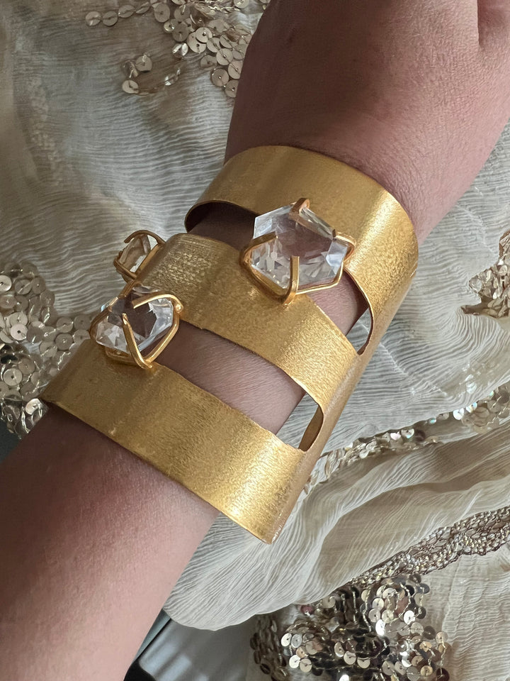 Exquisite Crystal Studded Brass Open Cuff - Unparalleled Quality and Style