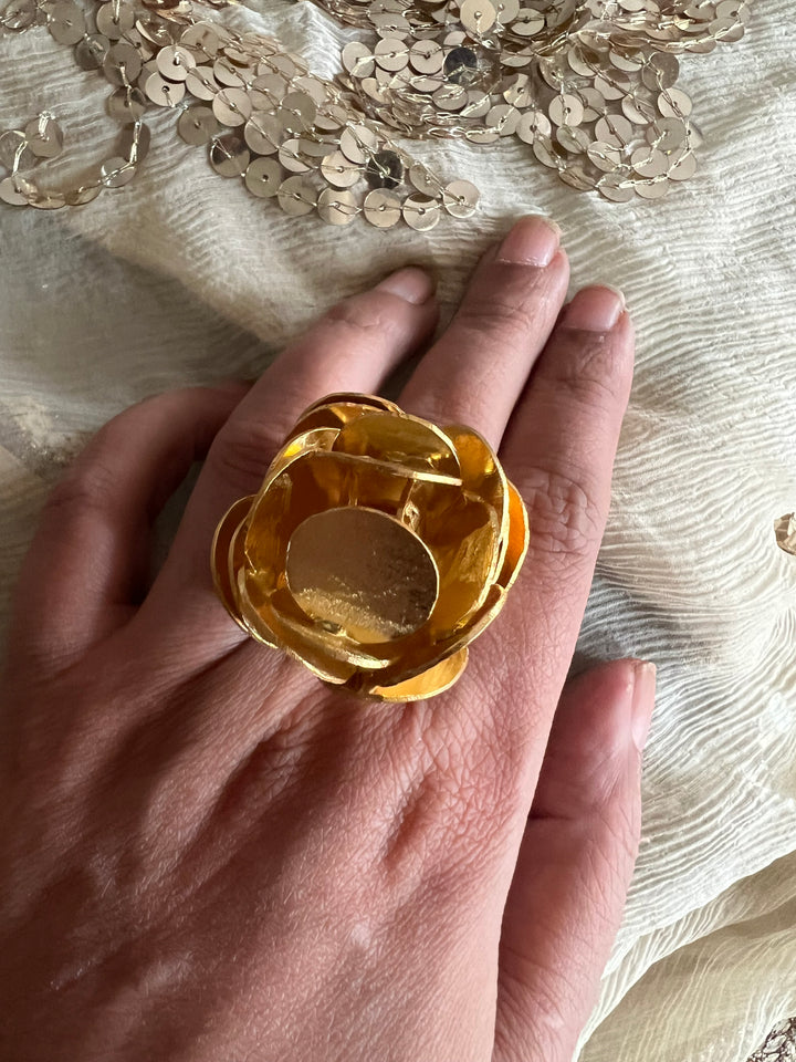 Statement Flower Ring