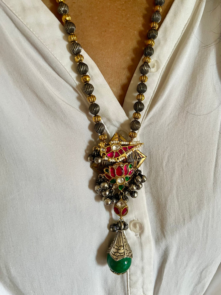 Beautiful Fusion Kundan Pendant Necklace with Earrings