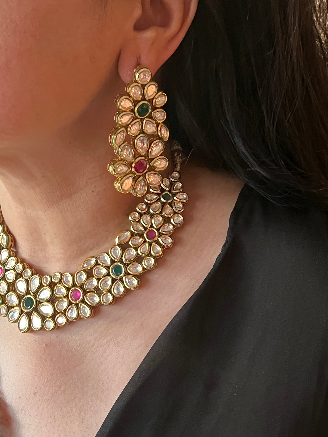 Multicoloured Classic Kundan Necklace with Earrings