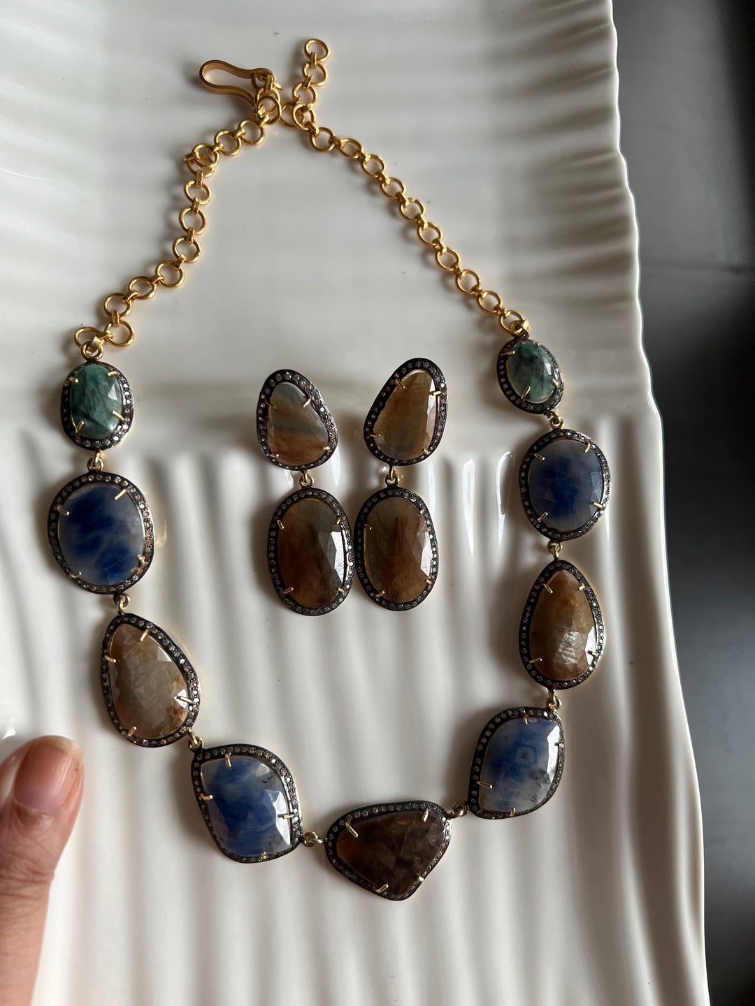 Multi Sapphire Silver Necklace Set - Unmatched Quality and Style