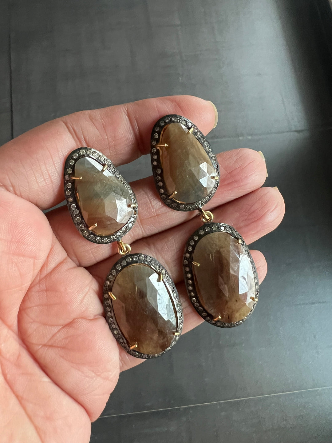 Multi Sapphire Silver Necklace Set - Unmatched Quality and Style