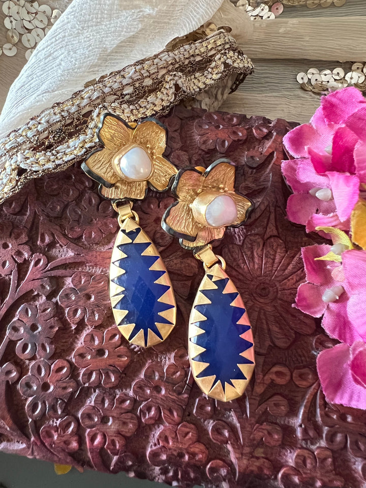 Statement Flower Pearl Danglers