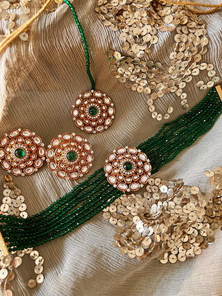 Dark Green Kundan Choker with Oversized Studs and Maangtikka