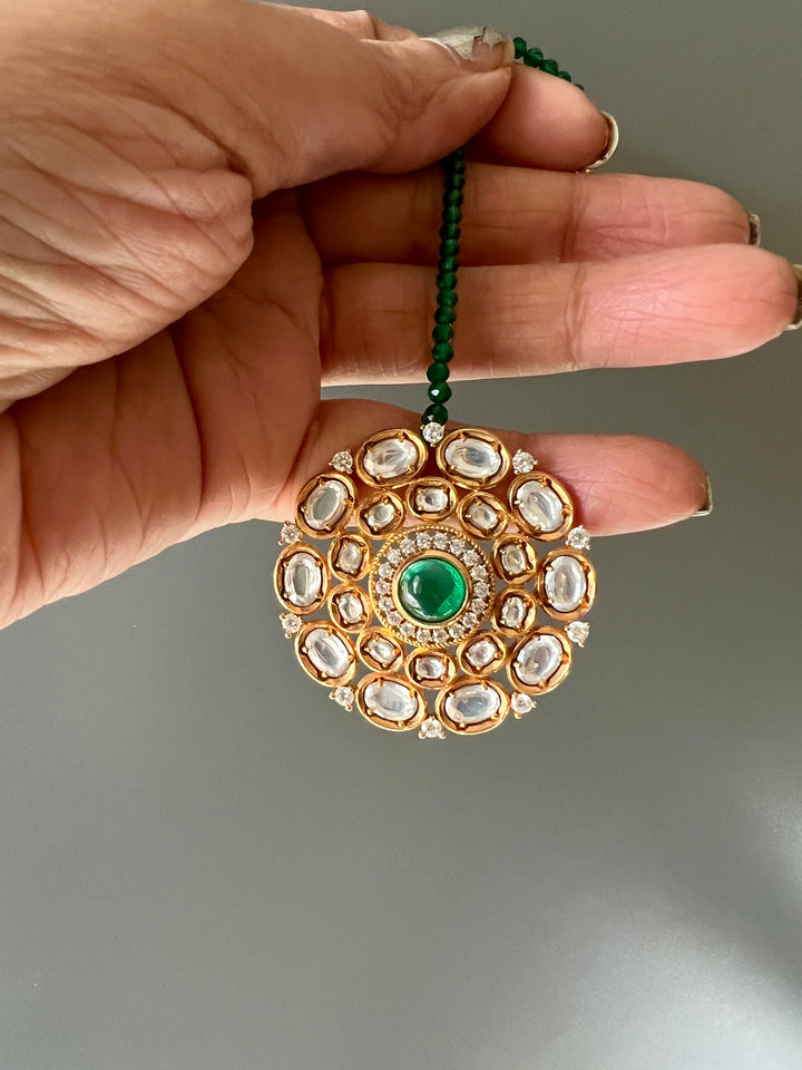 Dark Green Kundan Choker with Oversized Studs and Maangtikka