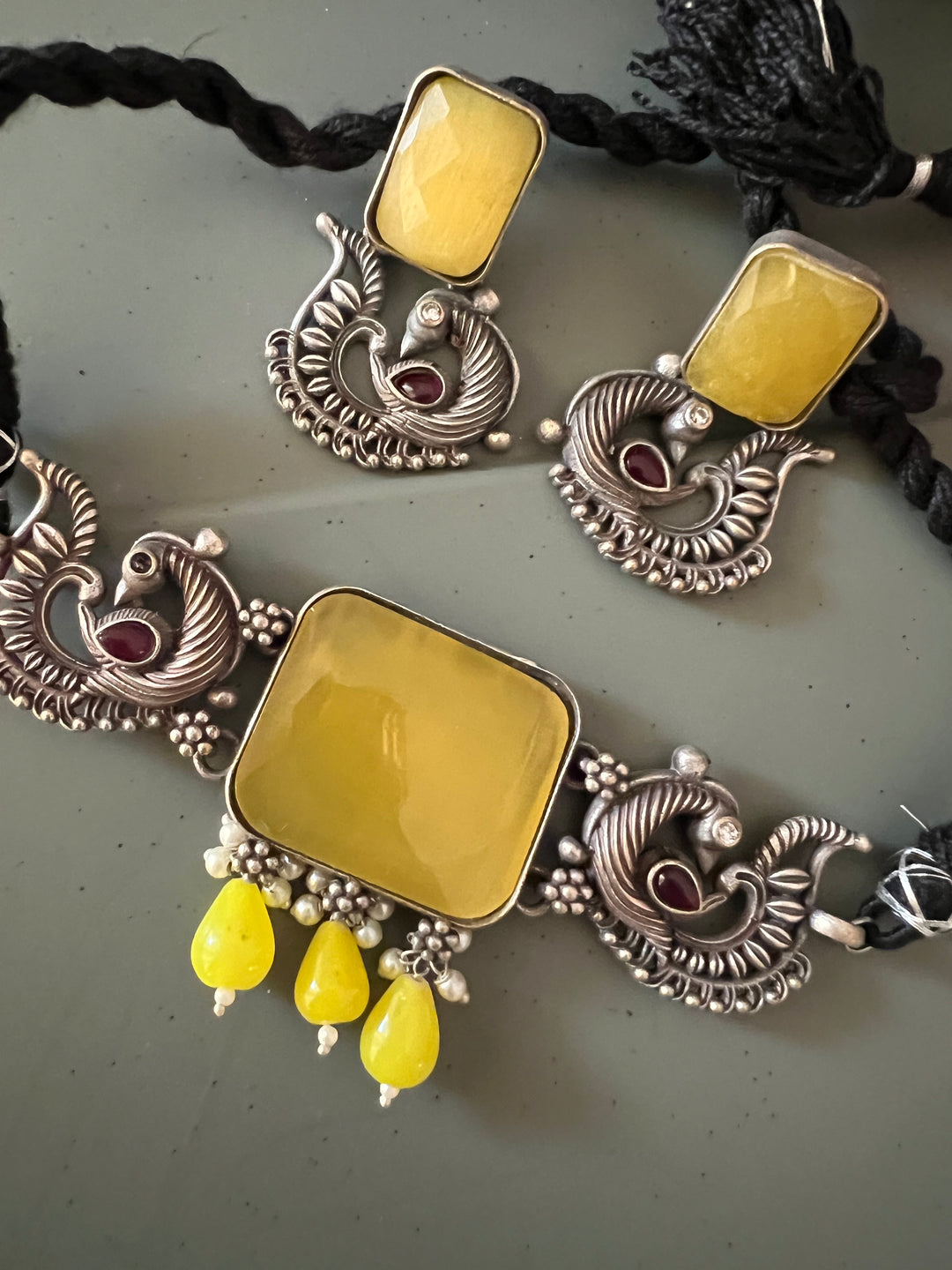 Elegant Choker Necklace Set - Unmatched Quality and Style