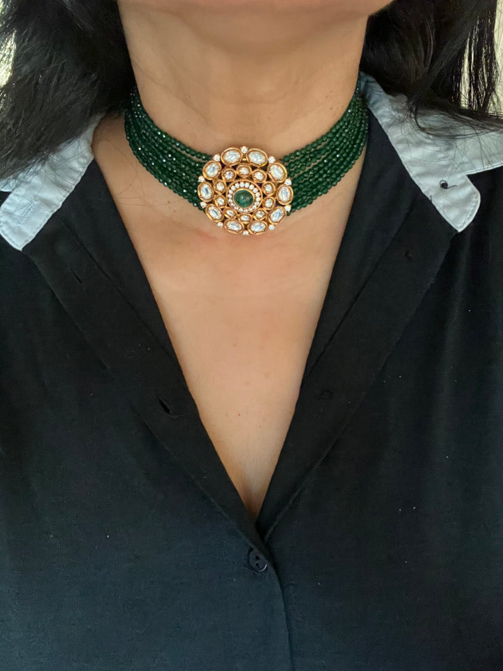 Dark Green Kundan Choker with Oversized Studs and Maangtikka