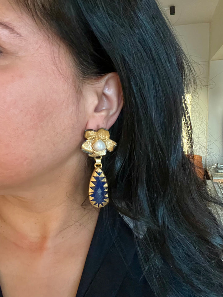 Statement Flower Pearl Danglers
