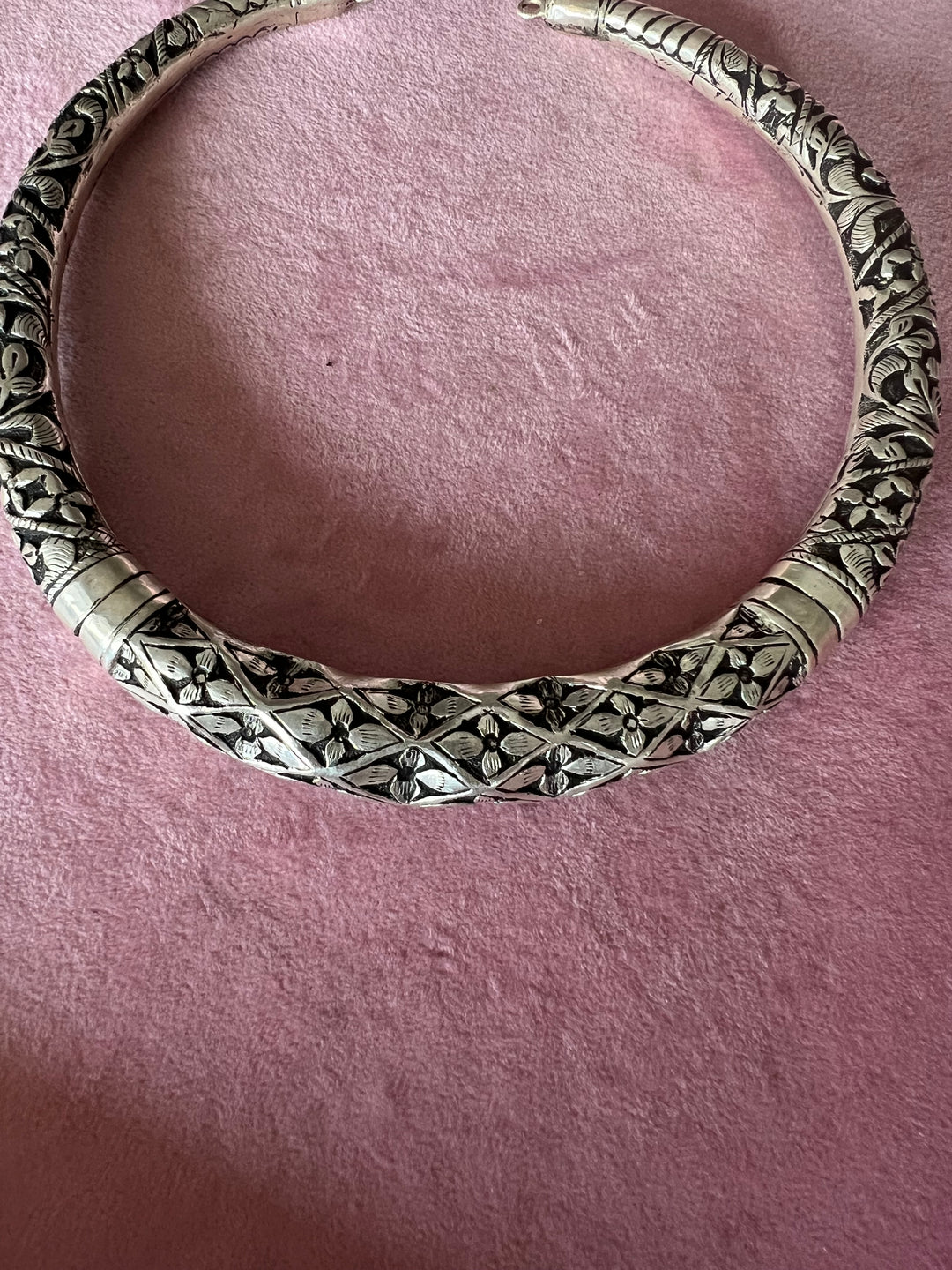 Radiant 925 Silver Hasli Necklace