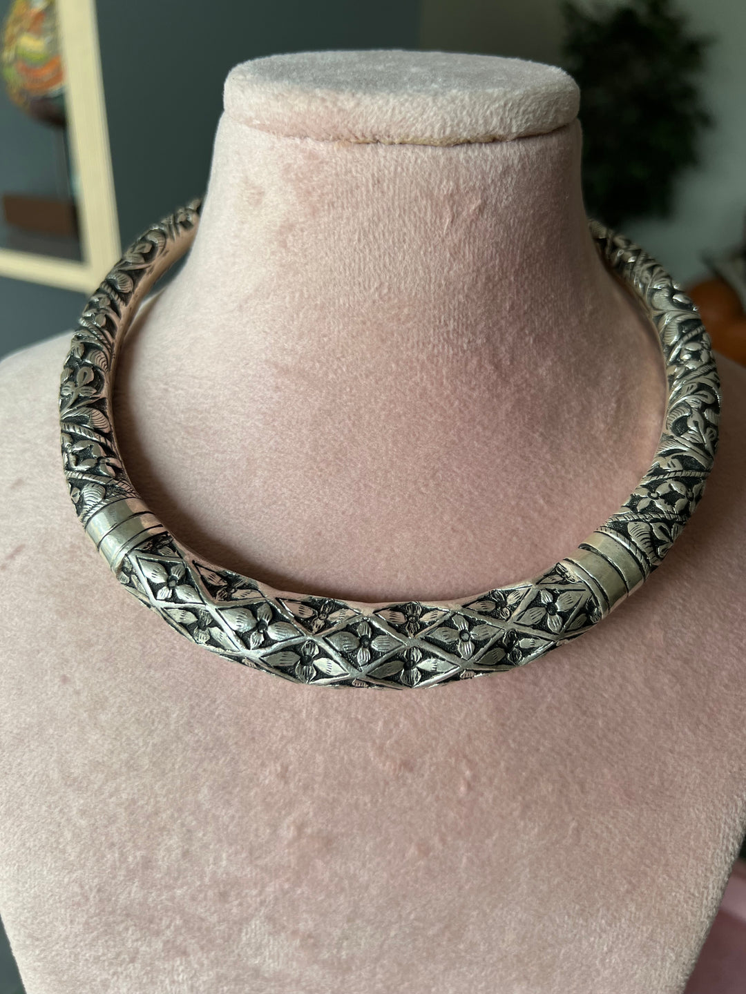 Radiant 925 Silver Hasli Necklace