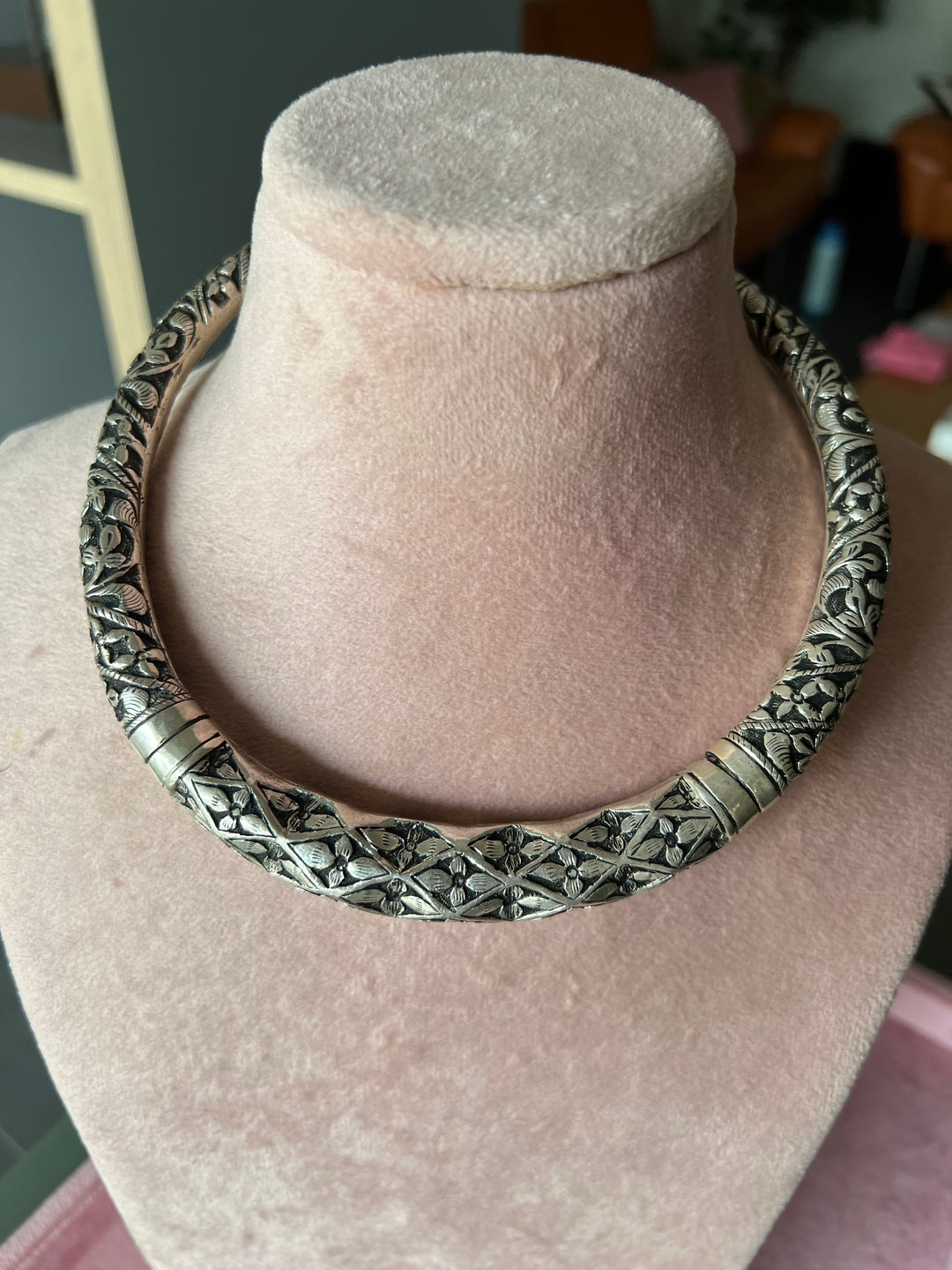 Radiant 925 Silver Hasli Necklace