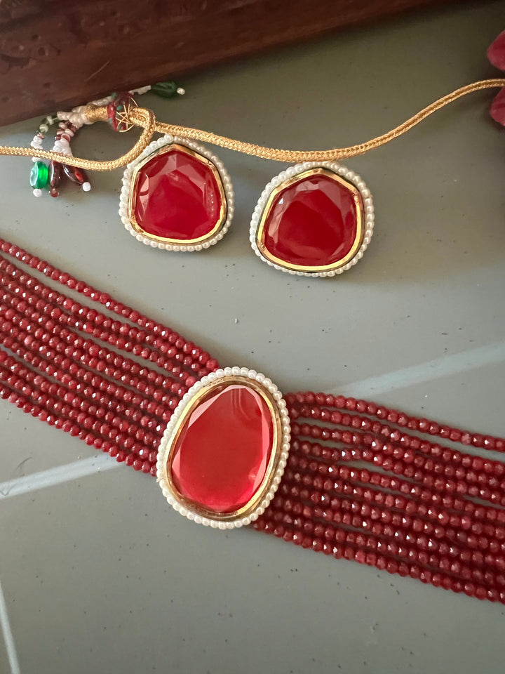 Gorgeous Stone choker with studs