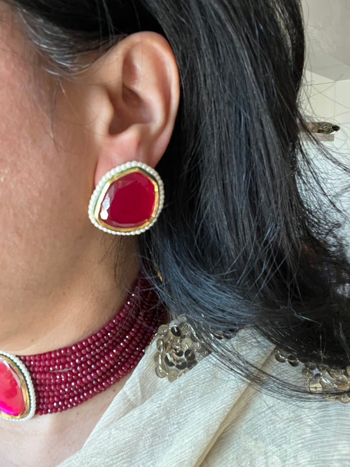 Gorgeous Stone choker with studs