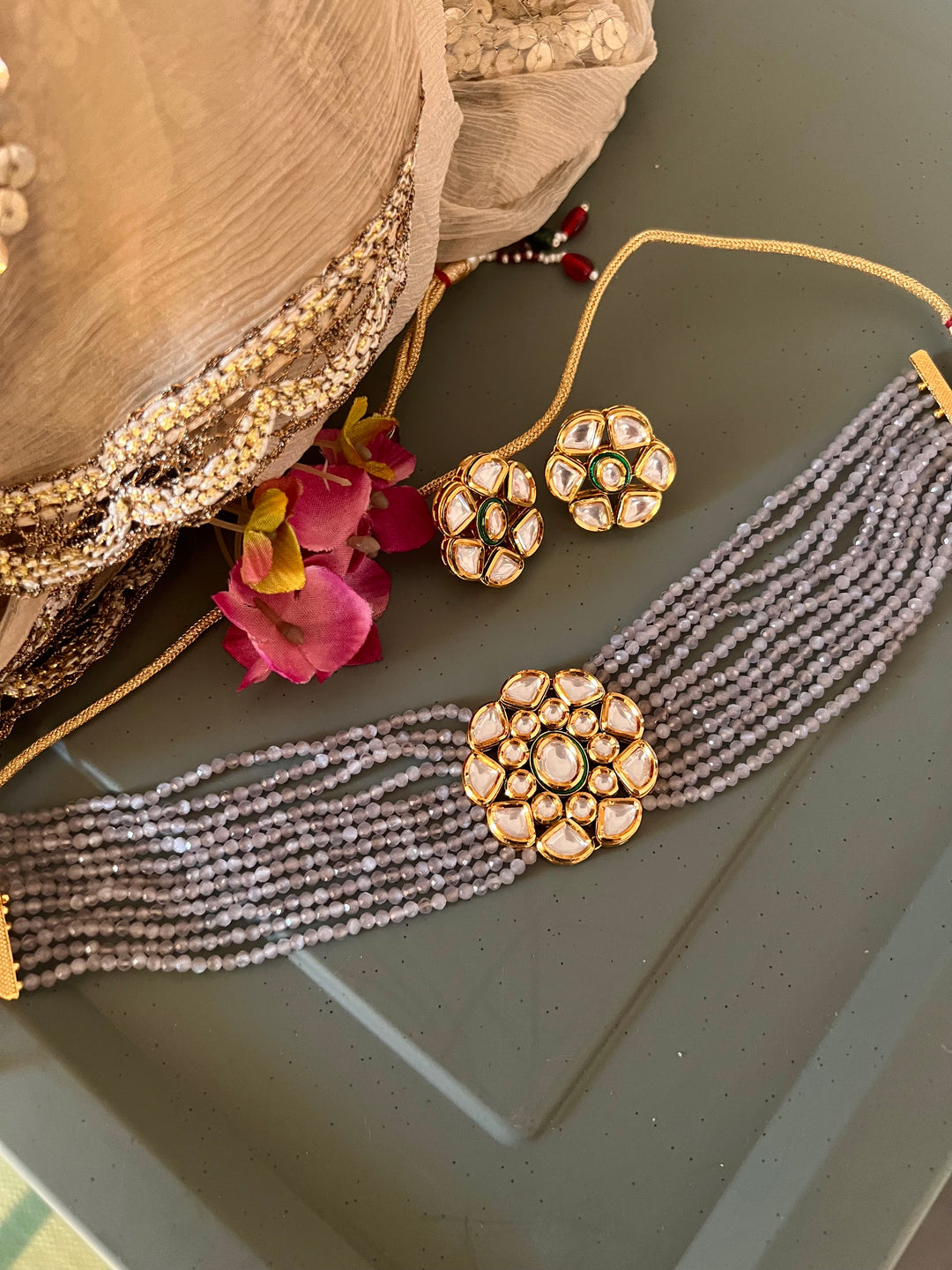 Grey Kundan Choker with Studs