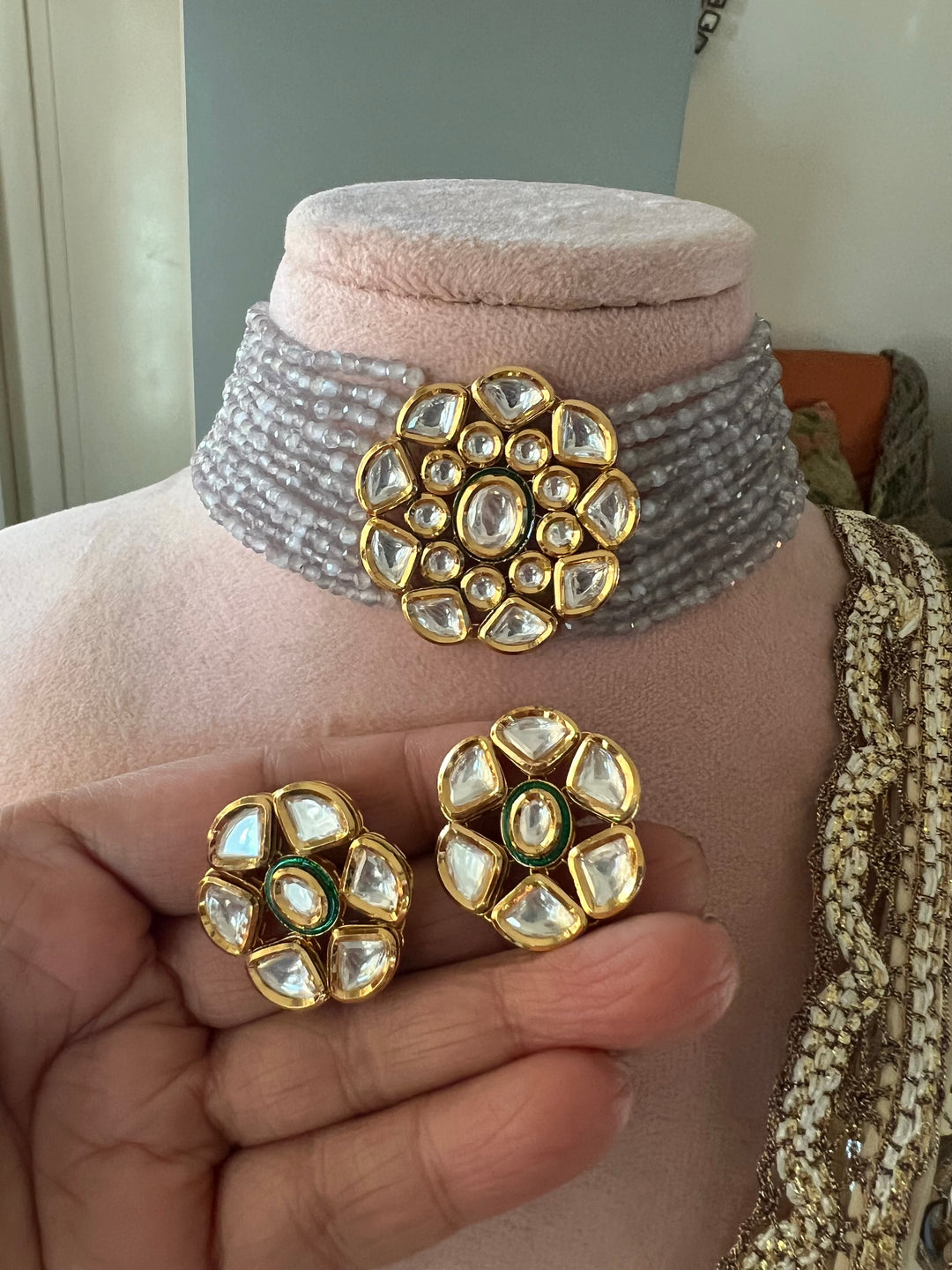 Grey Kundan Choker with Studs