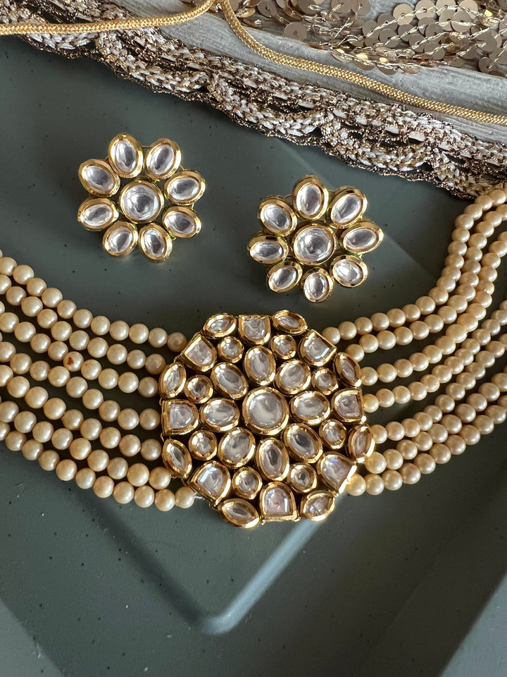 Elegant Choker Necklace Set - Unmatched Quality and Style