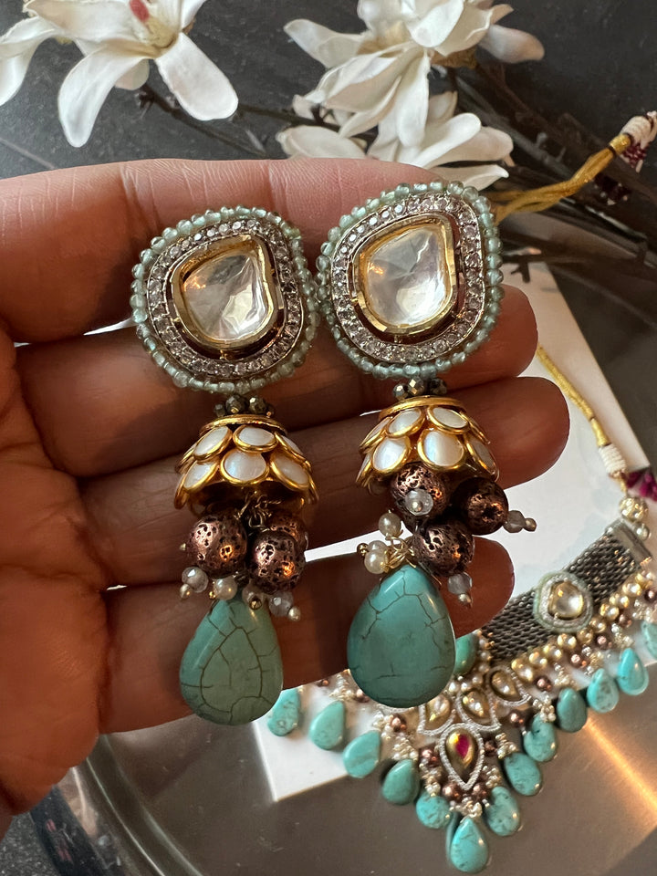 Beautiful Fusion Kundan Choker Necklace with Earrings