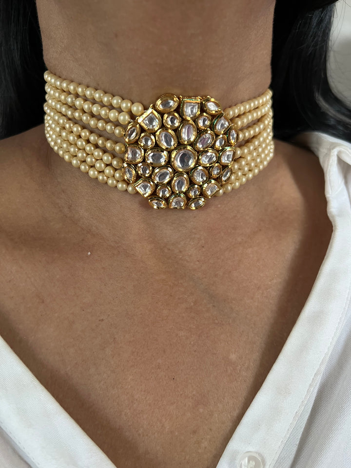 Elegant Choker Necklace Set - Unmatched Quality and Style