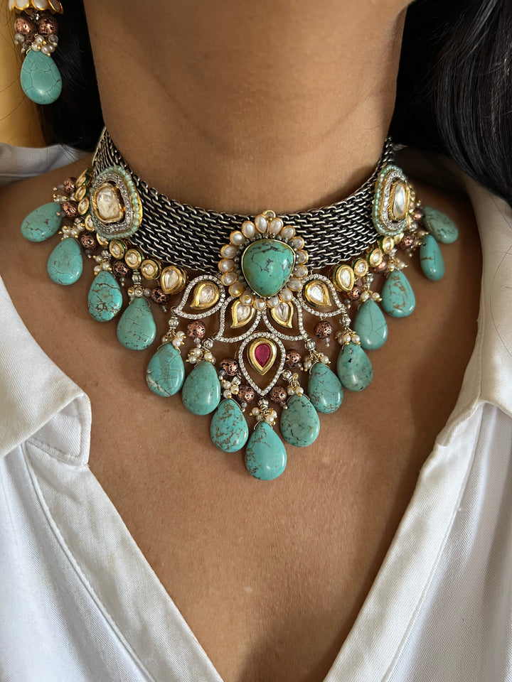 Beautiful Fusion Kundan Choker Necklace with Earrings