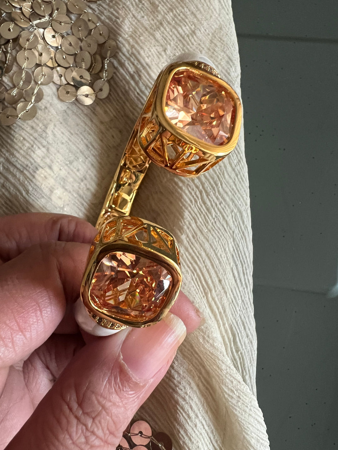 Exquisite Crystal Kada - Unparalleled Quality and Style