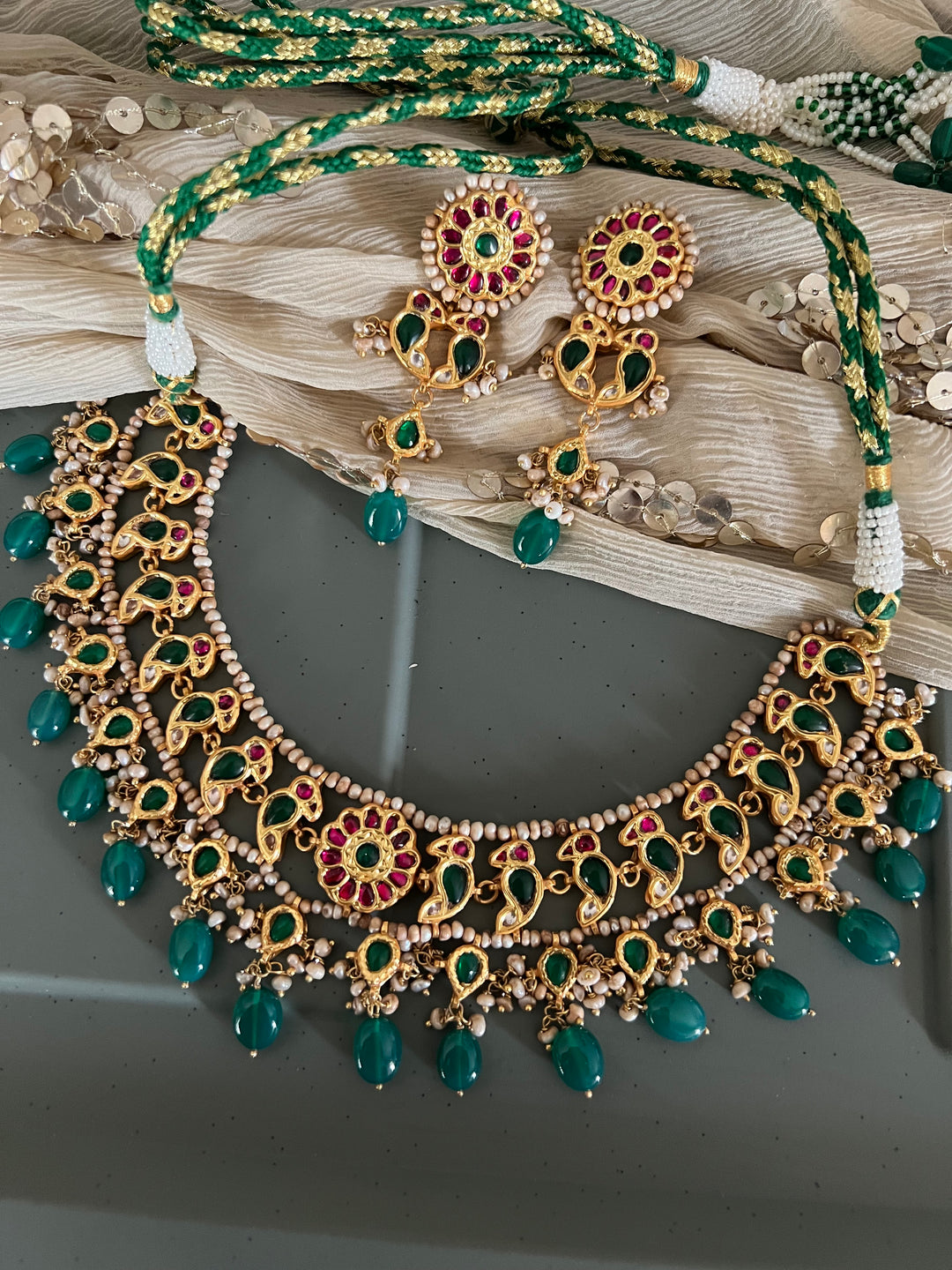 Elegant 925 Silver Jadau Kundan Necklace Set