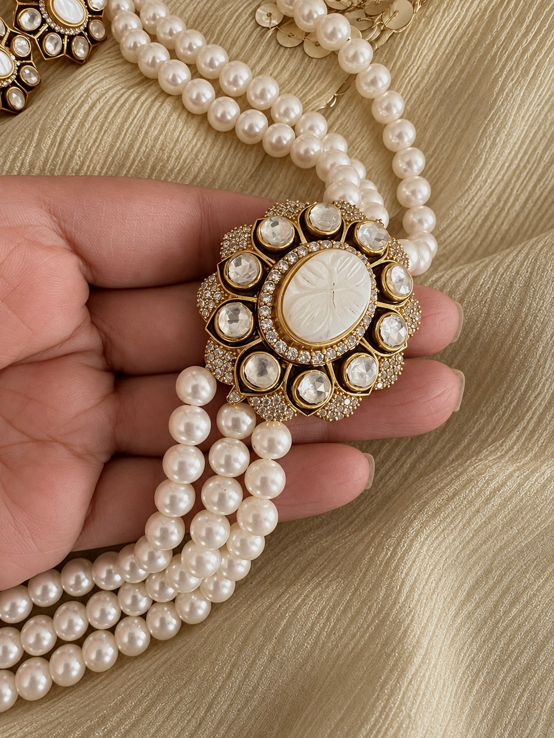Carved Mother of Pearl 925 Silver Pearl Choker Set