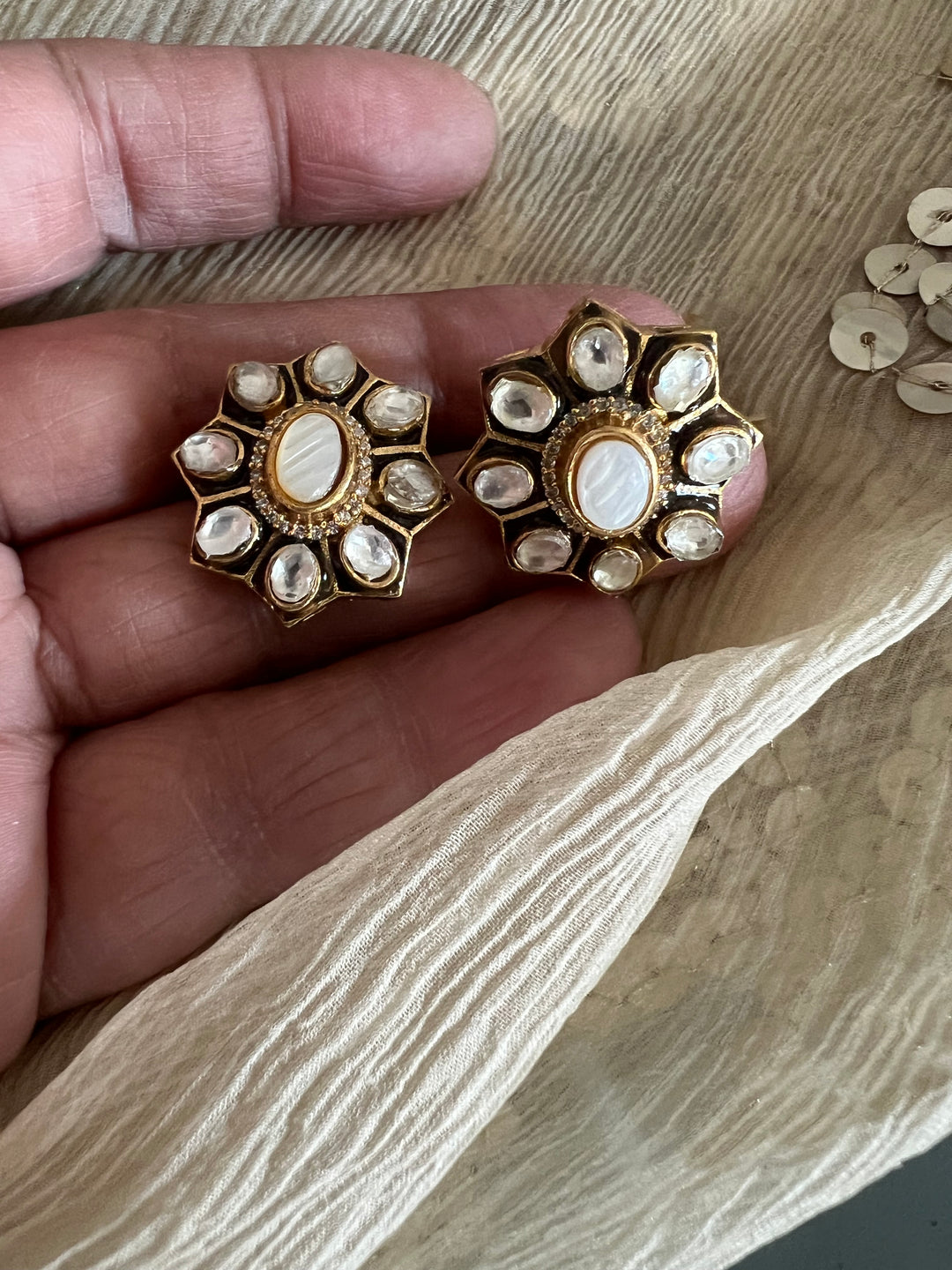 Elegant Mother of Pearl 925 Silver Choker Necklace Set - Unmatched Quality and Style