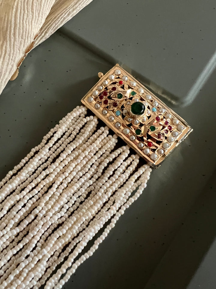 Exquisite Jadau Bracelet - Unparalleled Quality and Style