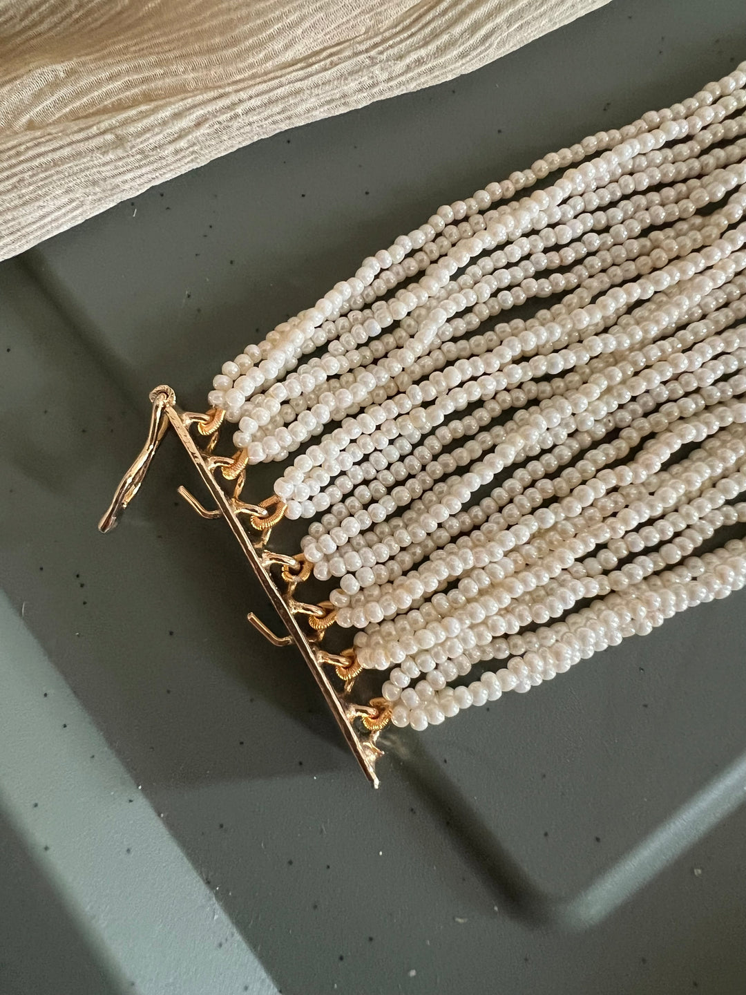 Exquisite Jadau Bracelet - Unparalleled Quality and Style