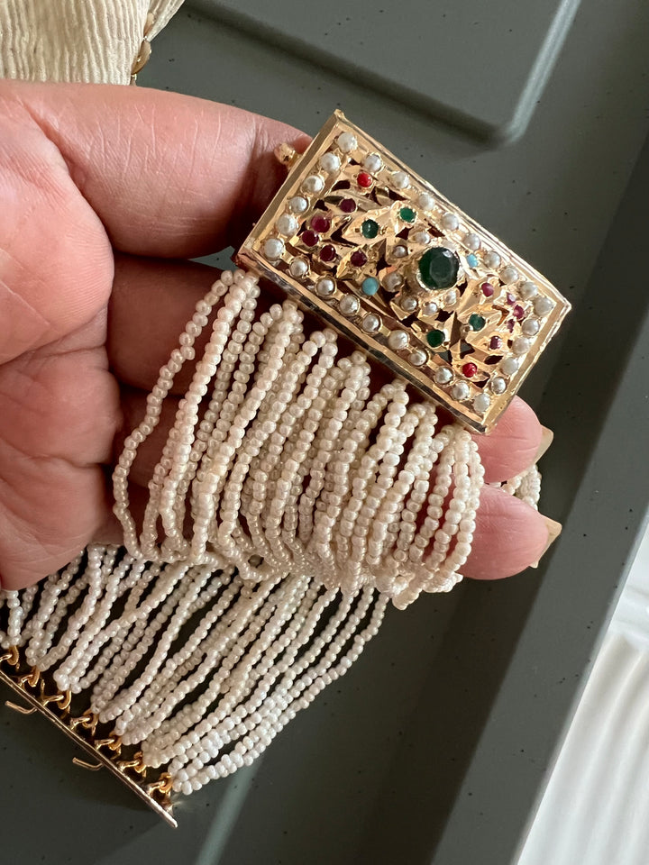 Exquisite Jadau Bracelet - Unparalleled Quality and Style