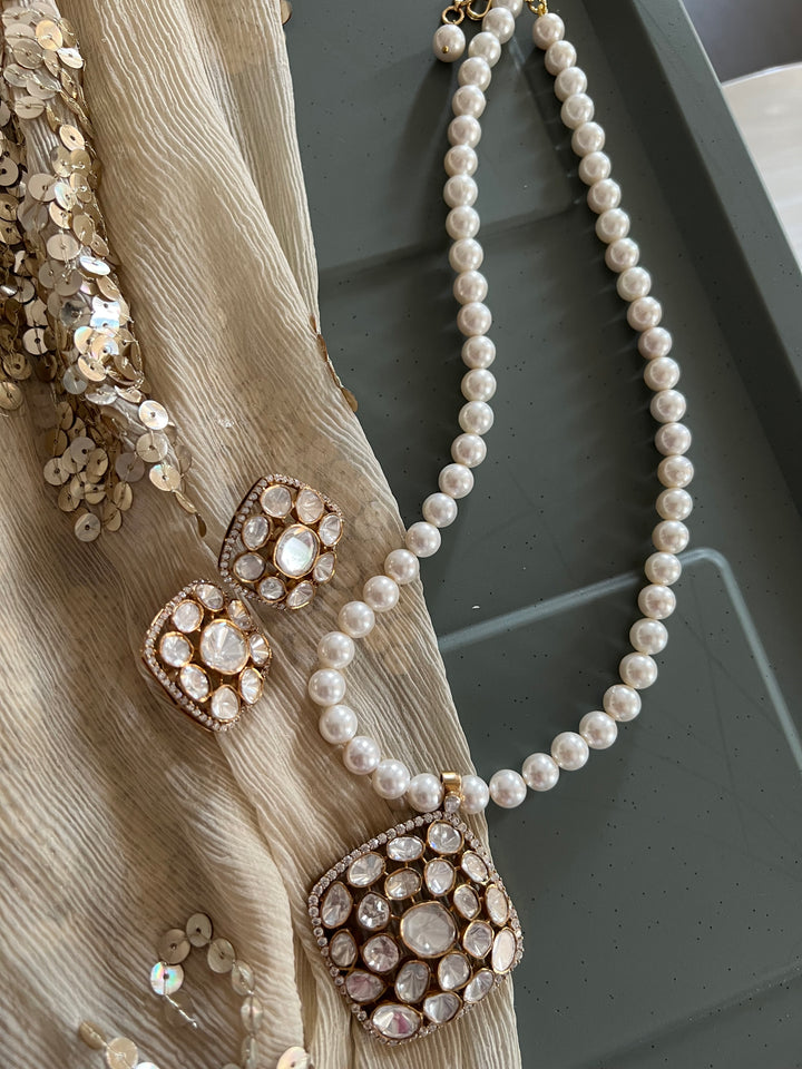 Beautiful Polki 925 Silver Necklace Set