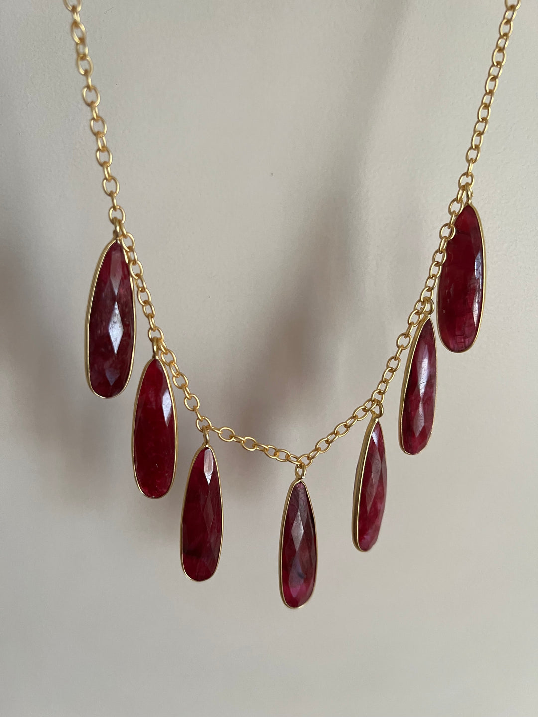 Elegant Necklace Set - Unmatched Quality and Style